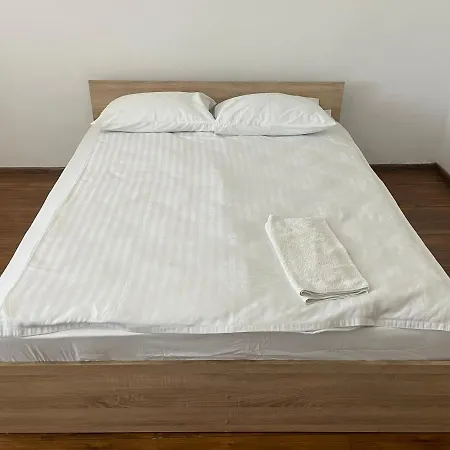 Apartament Bega Circumvalatiunii 1 - 3 Timişoara